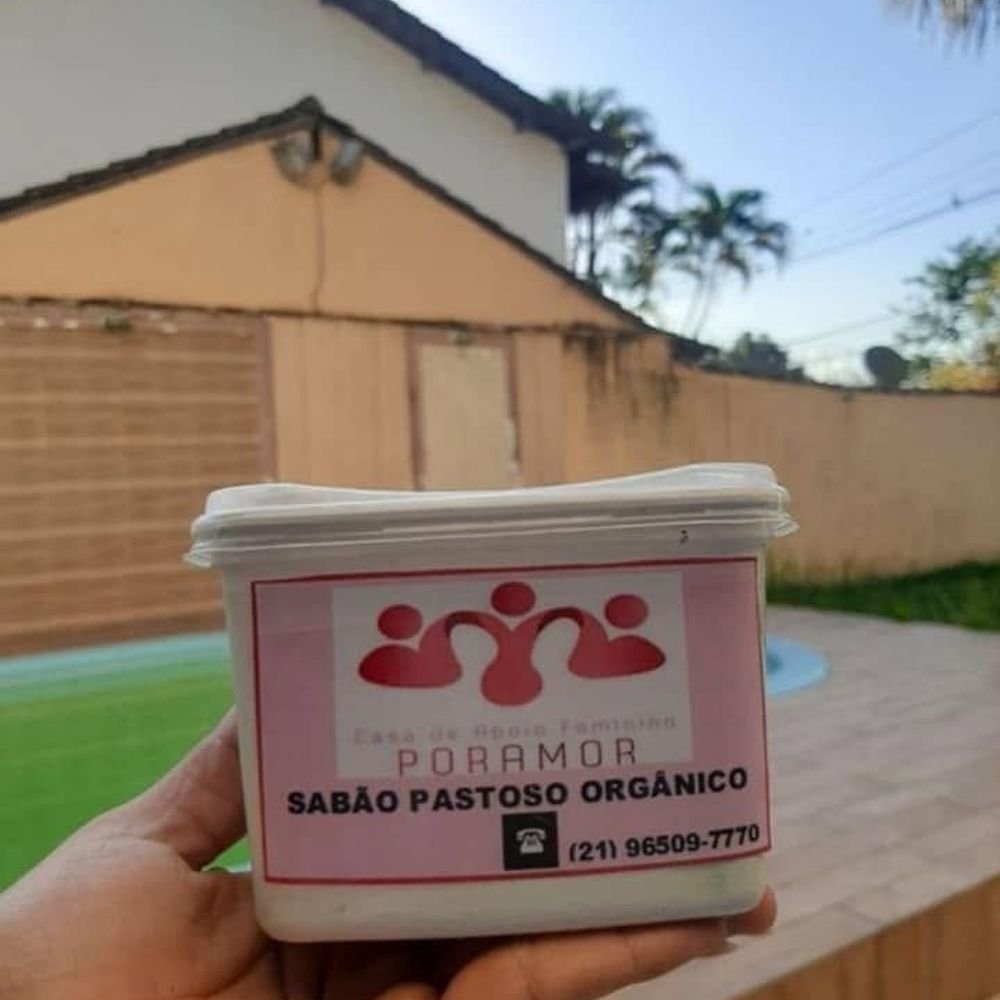 Sabão orgânico produzido na Casa
